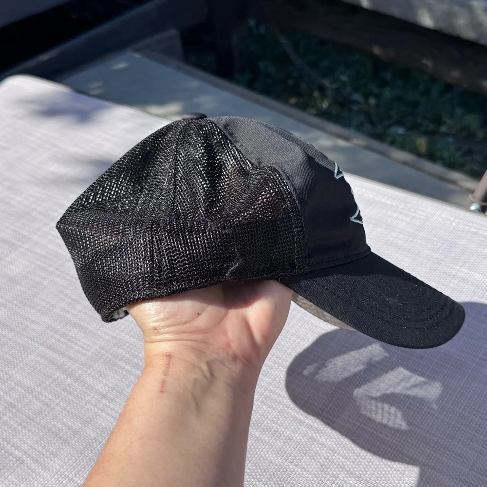 Reebok Anaheim Ducks Center Ice Collection Black Mesh Snapback Hat Size S/M